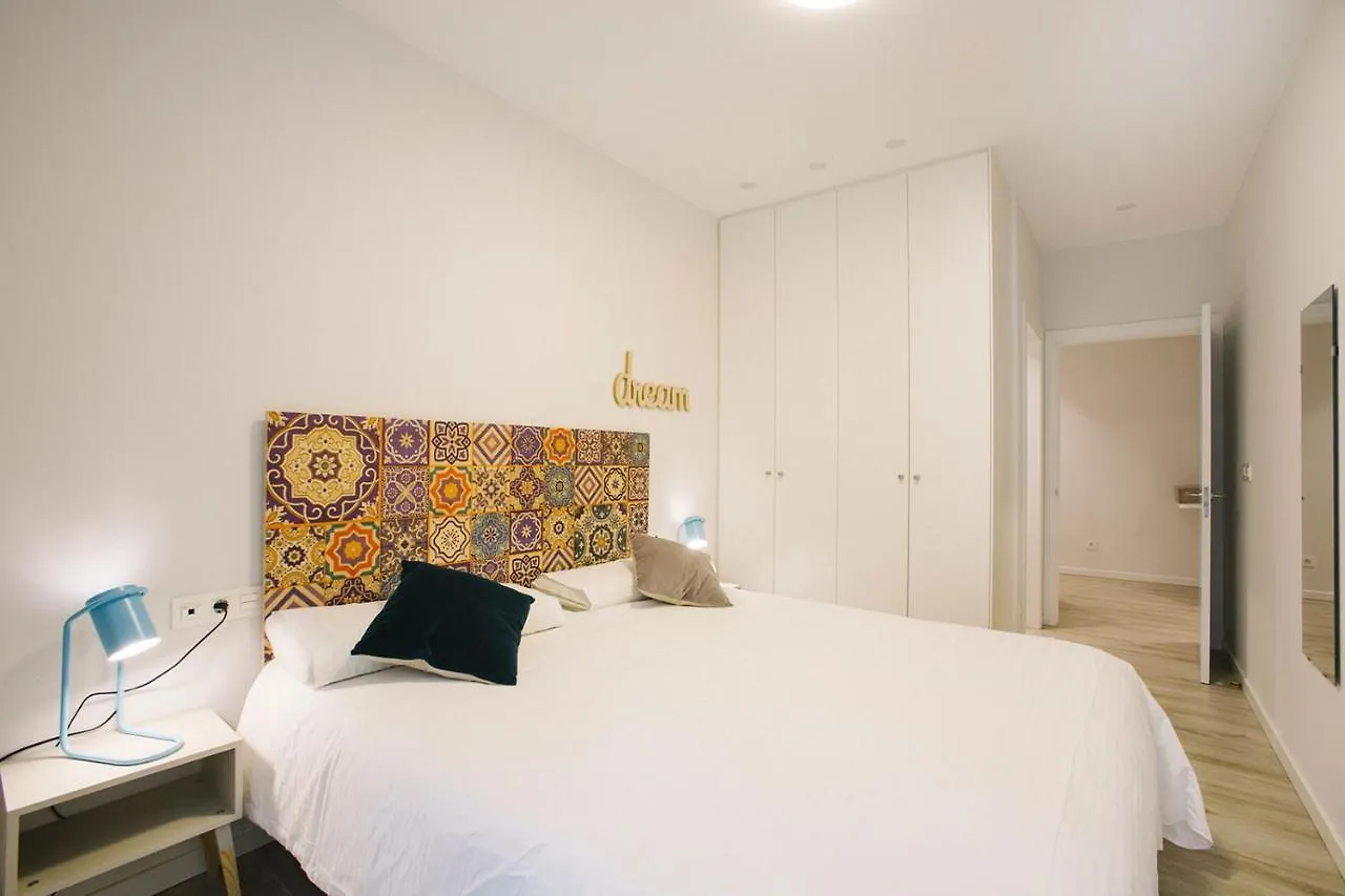 Gloria 3 Y 5 Suites San Sebastián İspanya