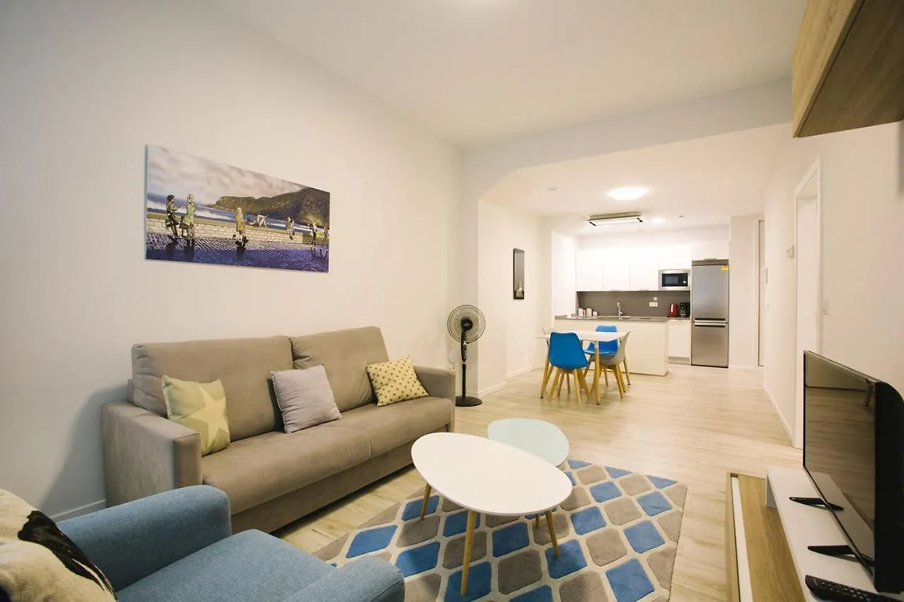 Gloria 3 Y 5 Suites San Sebastián 0*,
