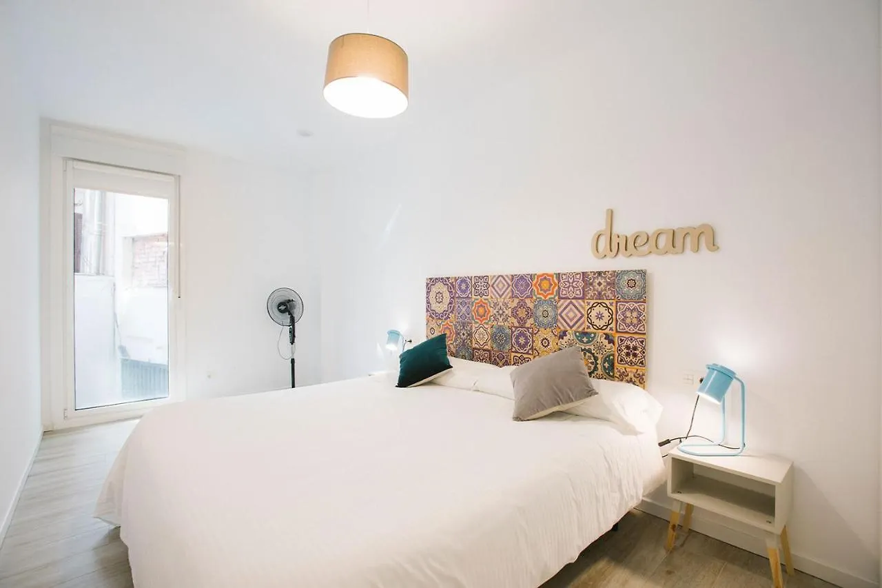 Gloria 3 Y 5 Suites San Sebastián 0*,